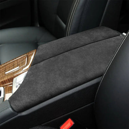 Mavlaro Alcantara-Optik Mittelarmlehnen-Abdeckung 2-teilig für BMW 5er F10/F11 2011-2017